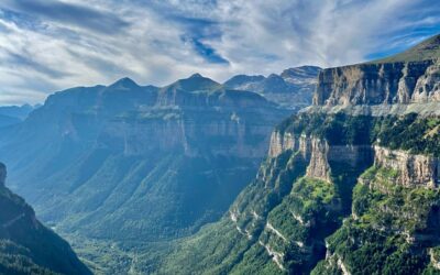 Razones para Escaparte al Pirineo en Septiembre: Aventura en la Tirolina Ordesa Pirineo